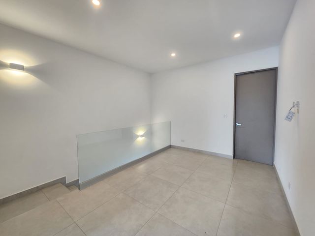 Oportunidad de Inversión: Casa Moderna en Santa Ana con Rentabilidad Inmediata — photo 12 of 18