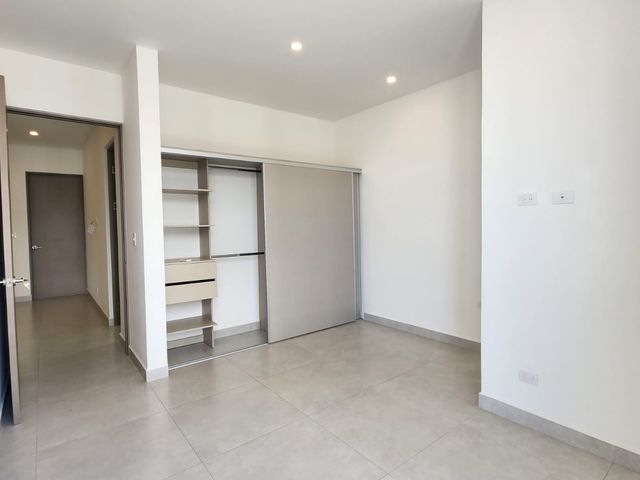 Oportunidad de Inversión: Casa Moderna en Santa Ana con Rentabilidad Inmediata — photo 8 of 18