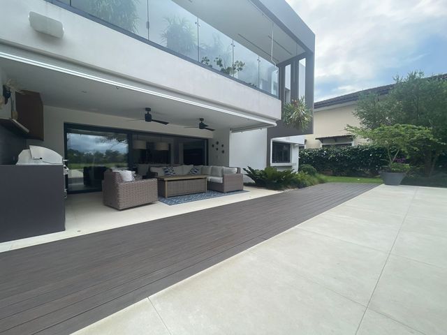 Residencia de Lujo Contemporánea frente al Campo de Golf – Valle del Sol, Santa Ana — photo 11 of 20