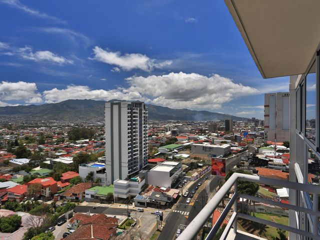 Moderno Apartamento en Piso 14 – Torres Los Yoses (Vistas al Sur) — photo 8 of 9