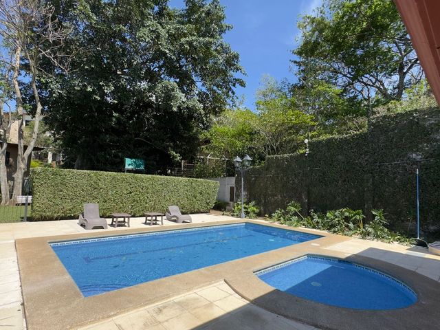 Residencia Colonial en Mora: 4 Hab / 3.5 Baños — 350 m² Const / 774 m² Lote — photo 12 of 20