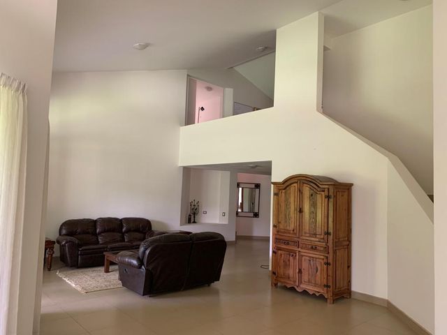 Casa Independiente en Río Oro, Santa Ana – 1,875 m² de Terreno — photo 4 of 20