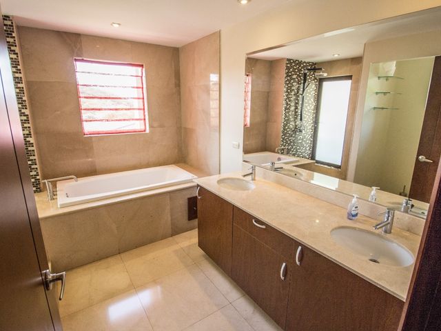 Altos las Palomas, Escazu - El Mirador - 4DOR/4.5BA - 293 M2 — photo 6 of 11