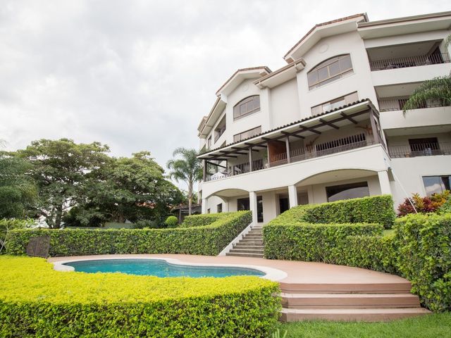 Altos las Palomas, Escazu - El Mirador - 4DOR/4.5BA - 293 M2 — photo 11 of 11