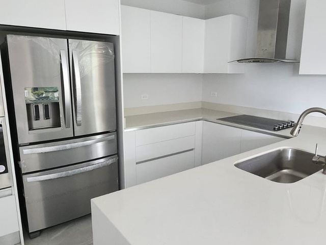 FLAT PREMIUM EN SENDEROS DEL CHIRCA – EXCLUSIVIDAD Y ALTA RENTABILIDAD EN ESCAZÚ — photo 2 of 19