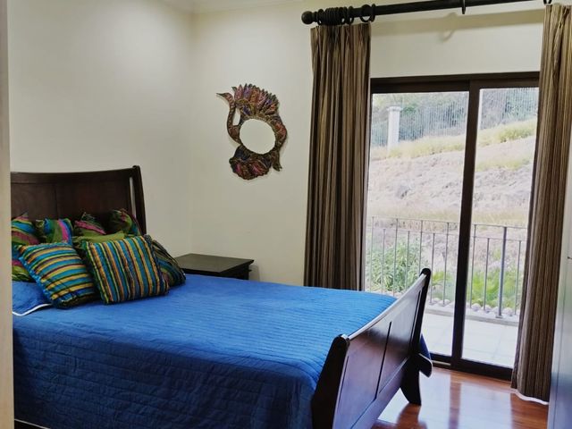Exclusividad y Vistas Panorámicas en Alto Las Palomas | 175 m² de Puro Lujo — photo 8 of 17