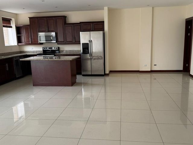 San Rafael de Escazú | 3 Hab / 2.5 Baños / 170 m2 — photo 16 of 20