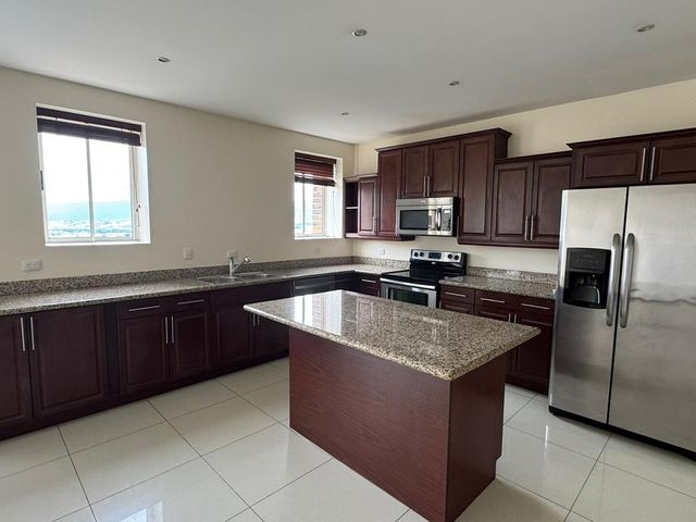 San Rafael de Escazú | 3 Hab / 2.5 Baños / 170 m2 — photo 3 of 20