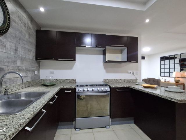 Casa en Condominio Santa Ana Hills - 3DOR/2.5BA - 240 m2 — photo 6 of 17