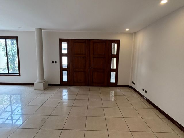 Residencia Colonial de 354 m² – San Rafael de Escazú — photo 5 of 20