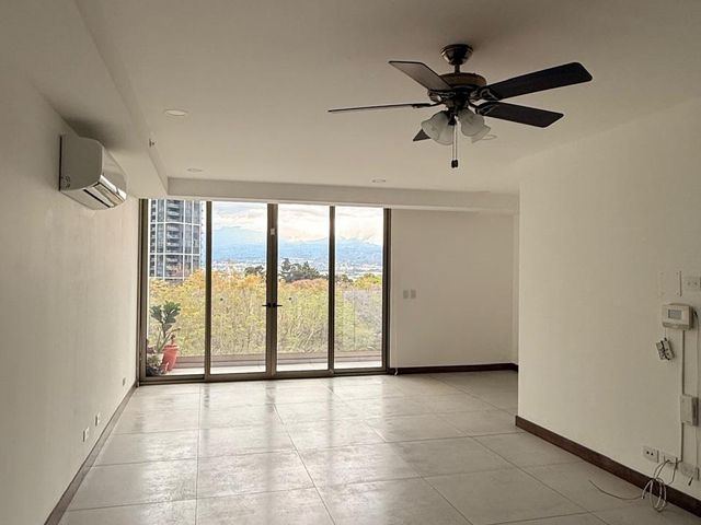 Apartamento en Hyde Park, Rohrmoser – 3 Habitaciones y Servicio — photo 13 of 15