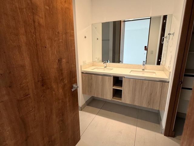 Apartamento en Hyde Park, Rohrmoser – 3 Habitaciones y Servicio — photo 11 of 15