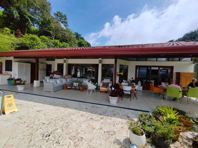Casa San Laz — photo 15 of 18