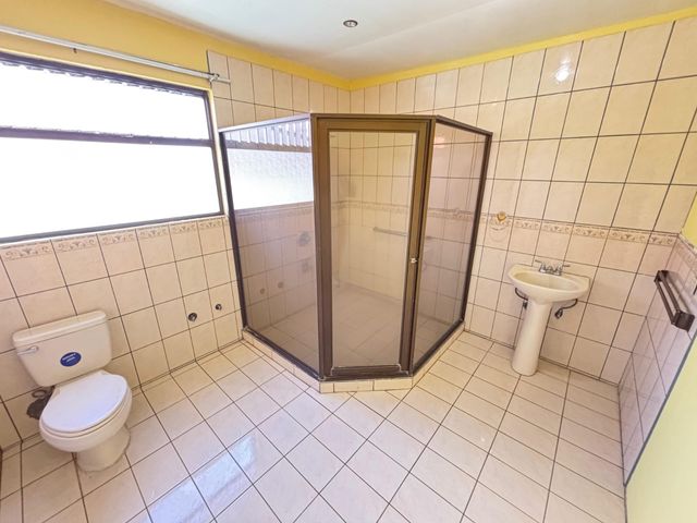 Venta de casa en Residencial Villa Adobe, Santo Domingo, Heredia — photo 8 of 21