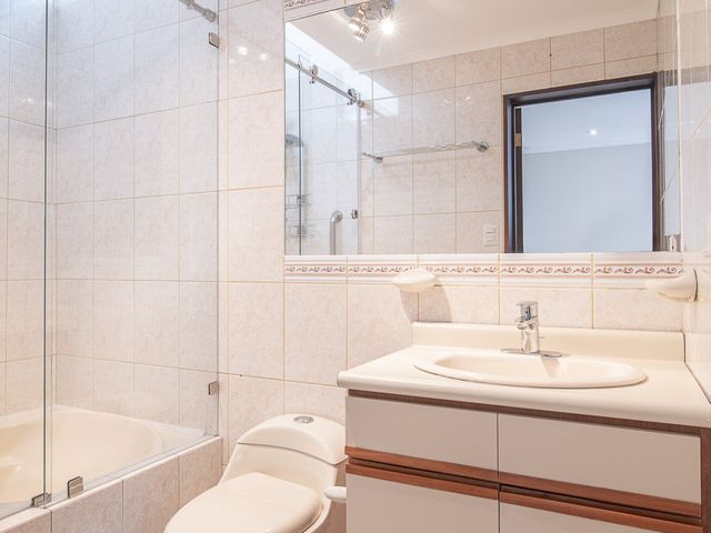 Venta de Apartamento en Condominio Villa Jade, Tibás — photo 9 of 21