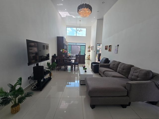 Venta de Casa de una planta en San Rafael, Heredia — photo 1 of 20