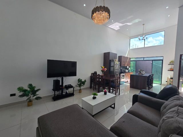 Venta de Casa de una planta en San Rafael, Heredia — photo 11 of 20