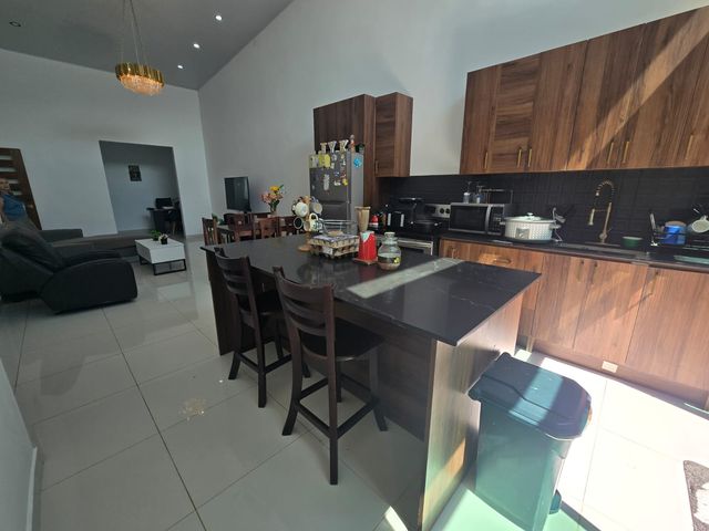 Venta de Casa de una planta en San Rafael, Heredia — photo 17 of 20