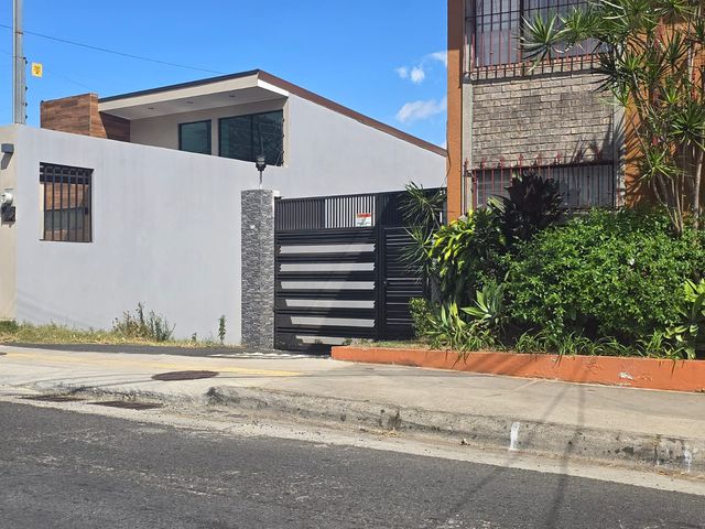 Venta de Casa de una planta en San Rafael, Heredia — photo 19 of 20