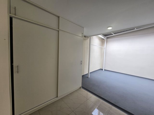 VENTA DE CASA INDEPENDIENTE DE DOS PLANTAS EN TIBÁS CENTRO — photo 11 of 19