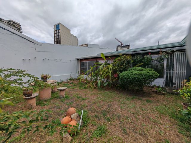 Venta de casa con 419 m2 de lote en Nunciatura, San José — foto 2 de 5