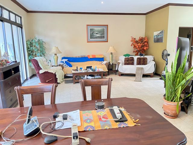 House with beautiful garden and super location — photo 7 of 8