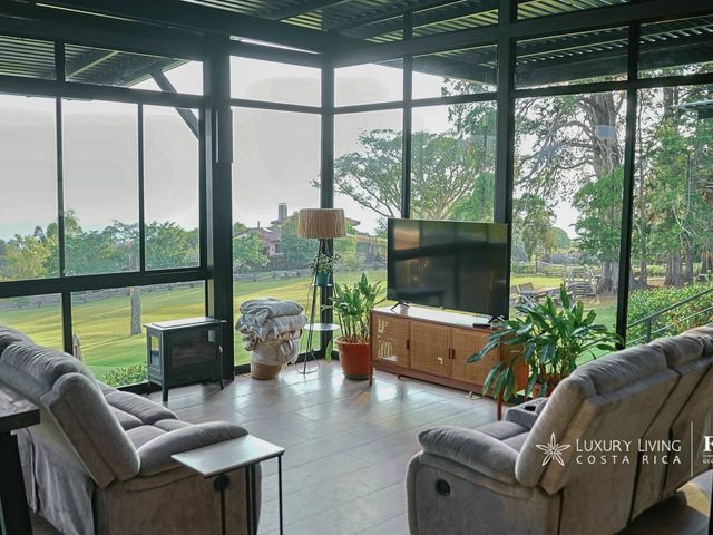 21325 - The Views Mountain Estate in San Jose de la Montaña — photo 17 of 21