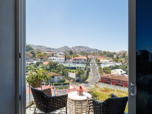 21319 - Penthouse Dúplex, 4 dor. y Vistas Panorámicas, Avenida Escazú — photo 17 of 18