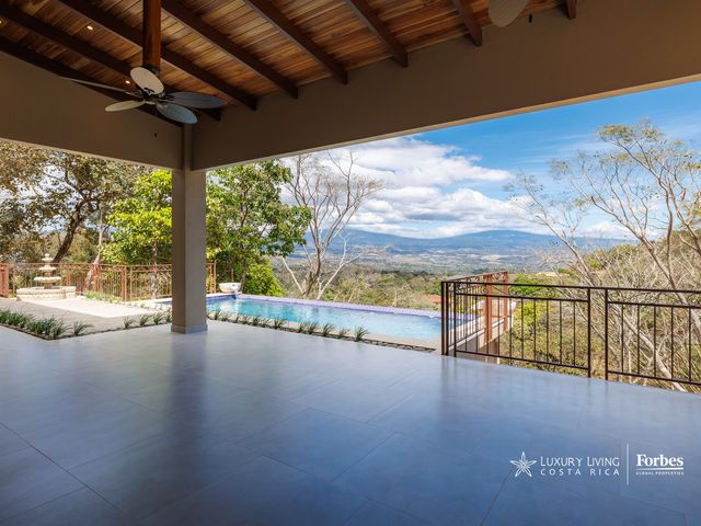 21343 - Private Atenas Home, Infinity Pool, Large Terrace & Views — photo 9 of 21