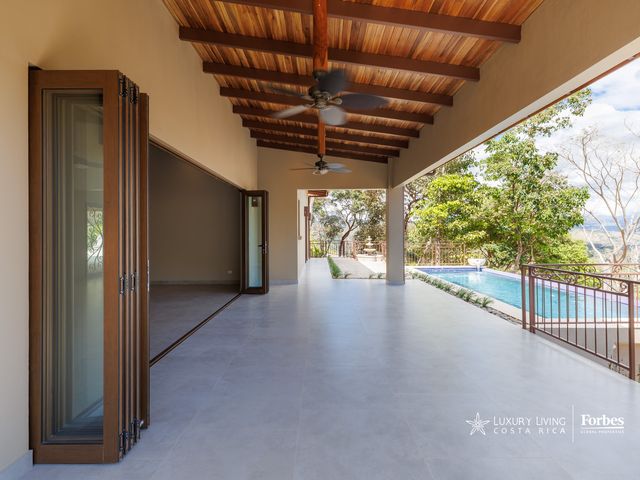 21343 - Private Atenas Home, Infinity Pool, Large Terrace & Views — photo 15 of 21