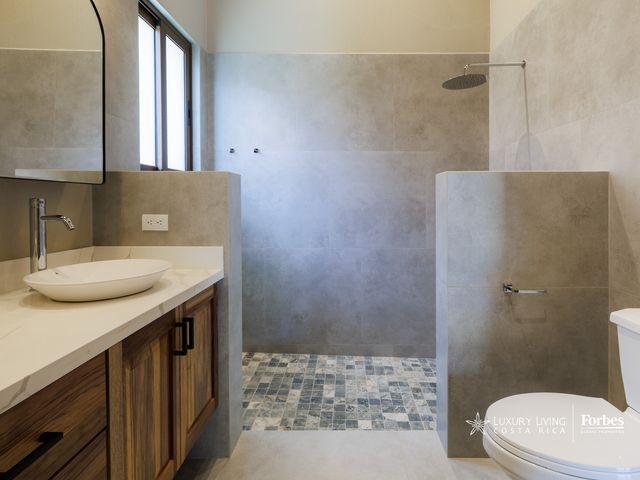 21343 - Private Atenas Home, Infinity Pool, Large Terrace & Views — photo 18 of 21