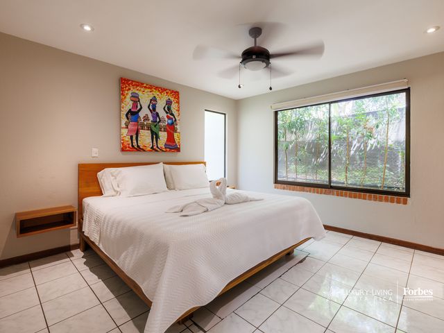 21348 - Casa Arenas Retreat, Playa Potrero, Guanacaste — photo 7 of 17