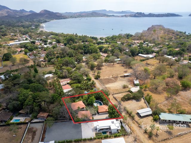 21348 - Casa Arenas Retreat, Playa Potrero, Guanacaste — photo 17 of 17