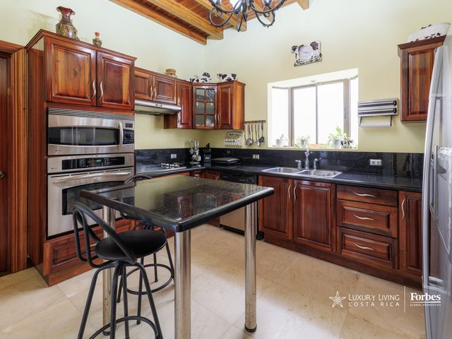 21352 - Family Residence: Security and Strategic Location, Altamonte — photo 10 of 19