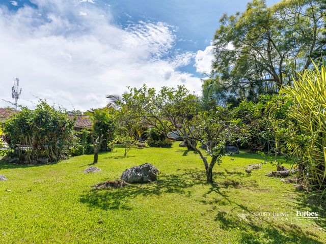 21219 - La Estancia de Maynard: Single-Level Home with Pool and 2 Guest Units — photo 12 of 12