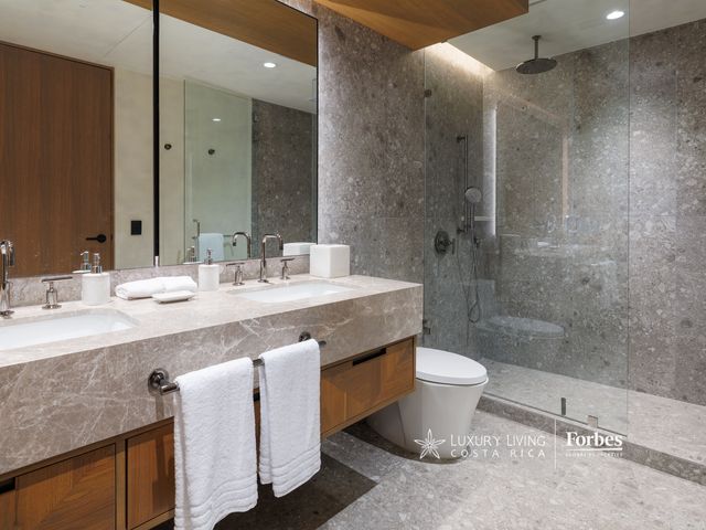 21362 - Waldorf Astoria Panoramic Oceanview Residence — photo 11 of 18