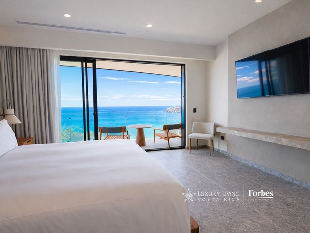 21362 - Waldorf Astoria Panoramic Oceanview Residence — photo 7 of 18