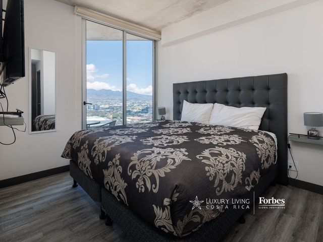 Bathroom — 21365 - Turn-key apartment at SCRET Sabana, 25th floor, Two bedrooms, photo 9 of 12