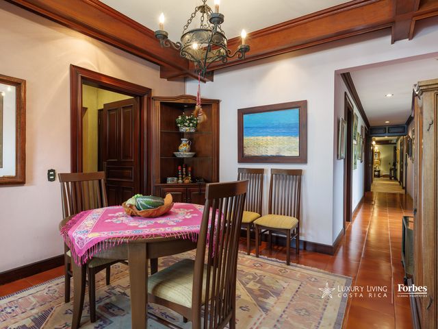21366 - Detached house, 1 floor, 4 bedrooms surrounded by gardens — photo 8 of 21