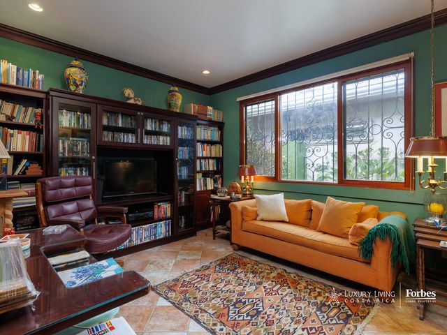 21366 - Detached house, 1 floor, 4 bedrooms surrounded by gardens — photo 19 of 21