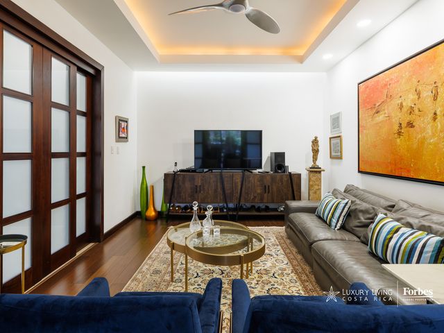 Living room — 21369 - House for Rent in Cerro Alto Condominium with Private Pool, photo 13 of 21