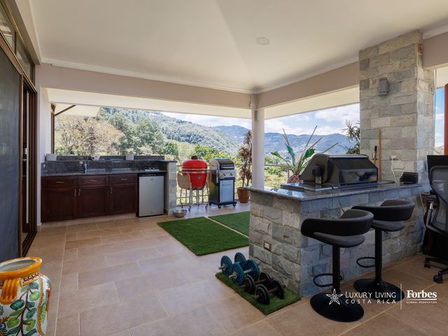 21372 - Luxury Residence with Views in Monasterio, Escazú — photo 7 of 21