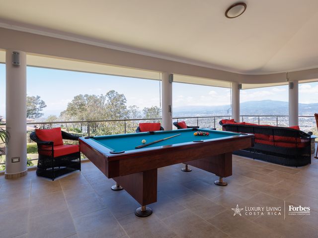 21372 - Luxury Residence with Views in Monasterio, Escazú — photo 12 of 21
