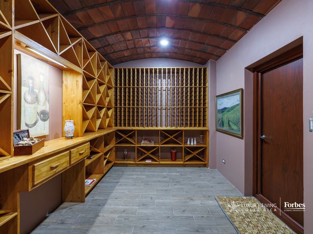 21372 - Luxury Residence with Views in Monasterio, Escazú — photo 20 of 21