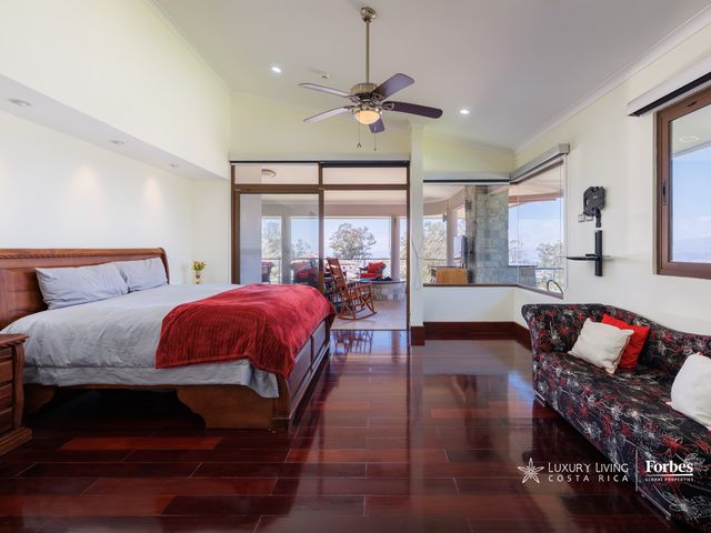21372 - Luxury Residence with Views in Monasterio, Escazú — photo 17 of 21