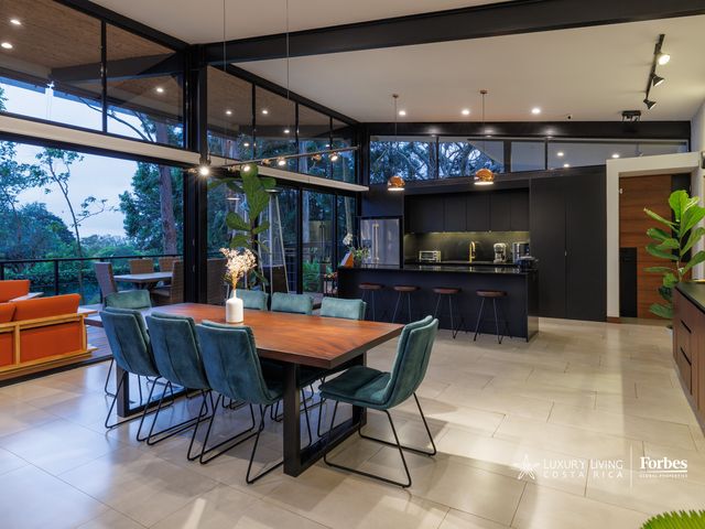 21373 - Contemporary Forest Villa | San Rafael de Heredia Residence — photo 9 of 20