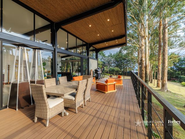 21373 - Contemporary Forest Villa | San Rafael de Heredia Residence — photo 15 of 20