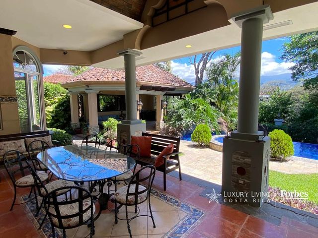 21375 - Luxury Home in Valle del Sol with 4 Bedrooms — photo 8 of 21