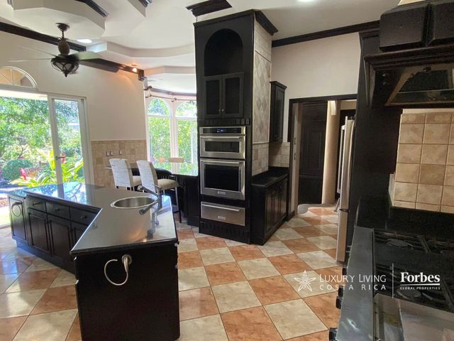 21375 - Luxury Home in Valle del Sol with 4 Bedrooms — photo 15 of 21