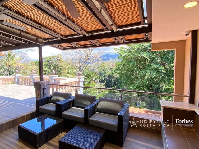 21375 - Luxury Home in Valle del Sol with 4 Bedrooms — photo 17 of 21